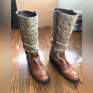 LEATHER AND CANVAS STUDDED BOOTS